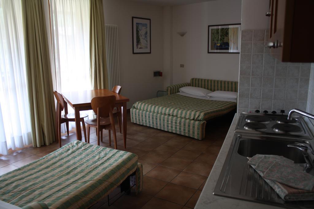 Residence Campo Smith Bardonecchia Rum bild