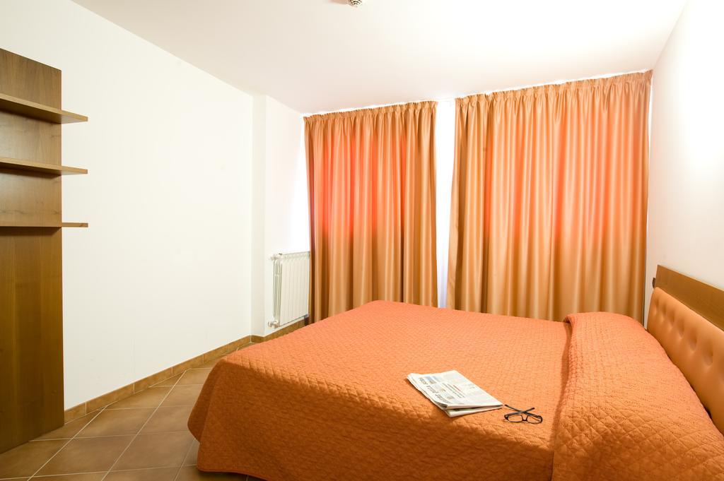 Residence Campo Smith Bardonecchia Exteriör bild